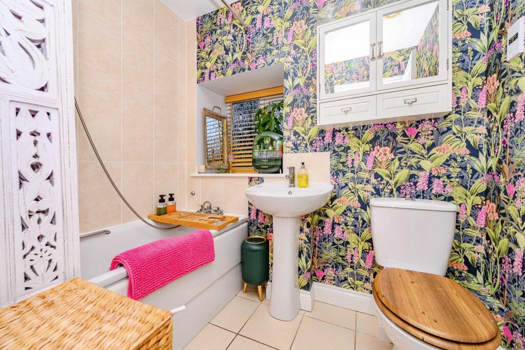 Additional image 15 of Coopers Green Lane, Hatfield