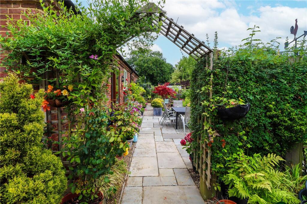 Additional image 17 of Ferrers Hill Farm, Pipers Lane, Markyate, AL3