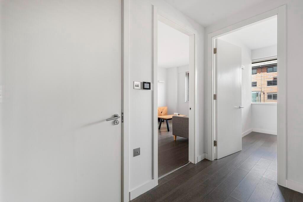 Additional image 4 of St. Albans, Hertfordshire, AL1