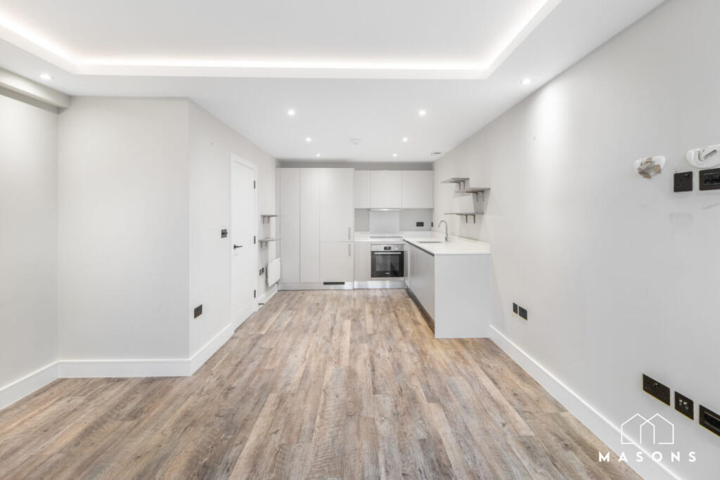 Additional image 6 of Fountain House, Parkway, Welwyn Garden City, Hertfordshire, AL8 6DS