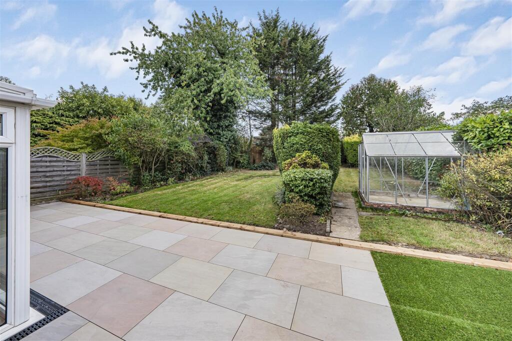 Additional image 15 of Dell Rise, Park Street, St. Albans