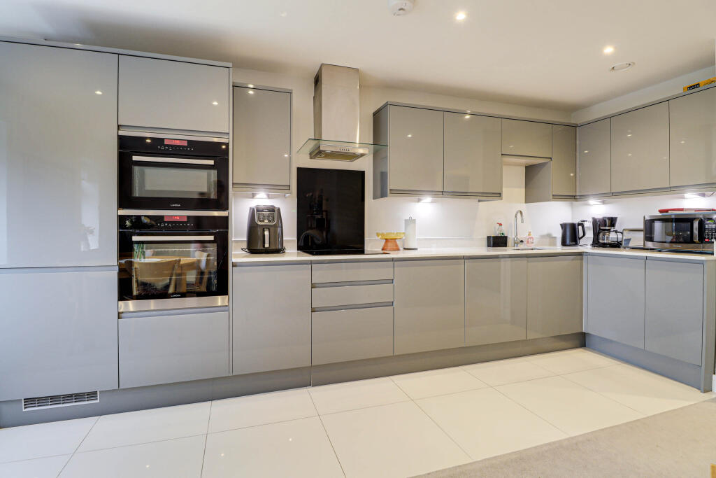 Additional image 18 of St Margarets Court, Harpenden, Hertfordshire, AL5