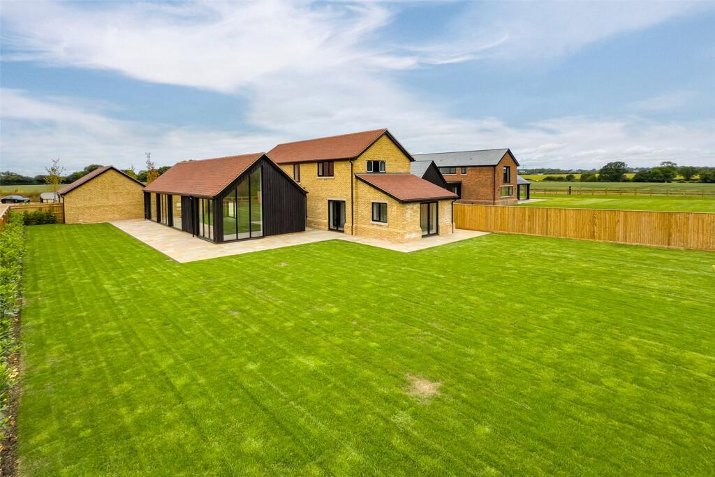 Additional image 4 of Poplars House, Kennel Lane, Kinsbourne Green, Harpenden, Hertfordshire, AL5