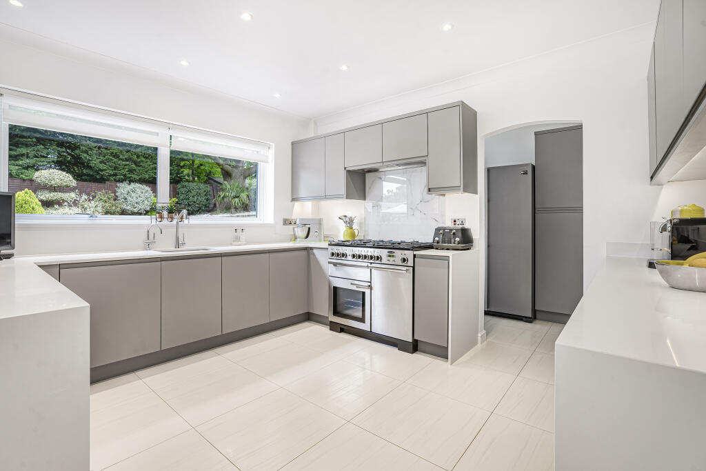 Additional image 5 of The Avenue, Welwyn, Hertfordshire, AL6