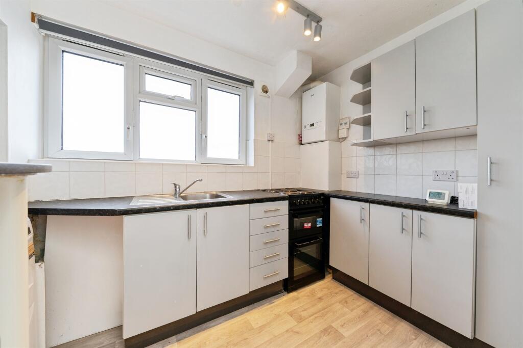 Additional image 5 of Windsor Road, Welwyn