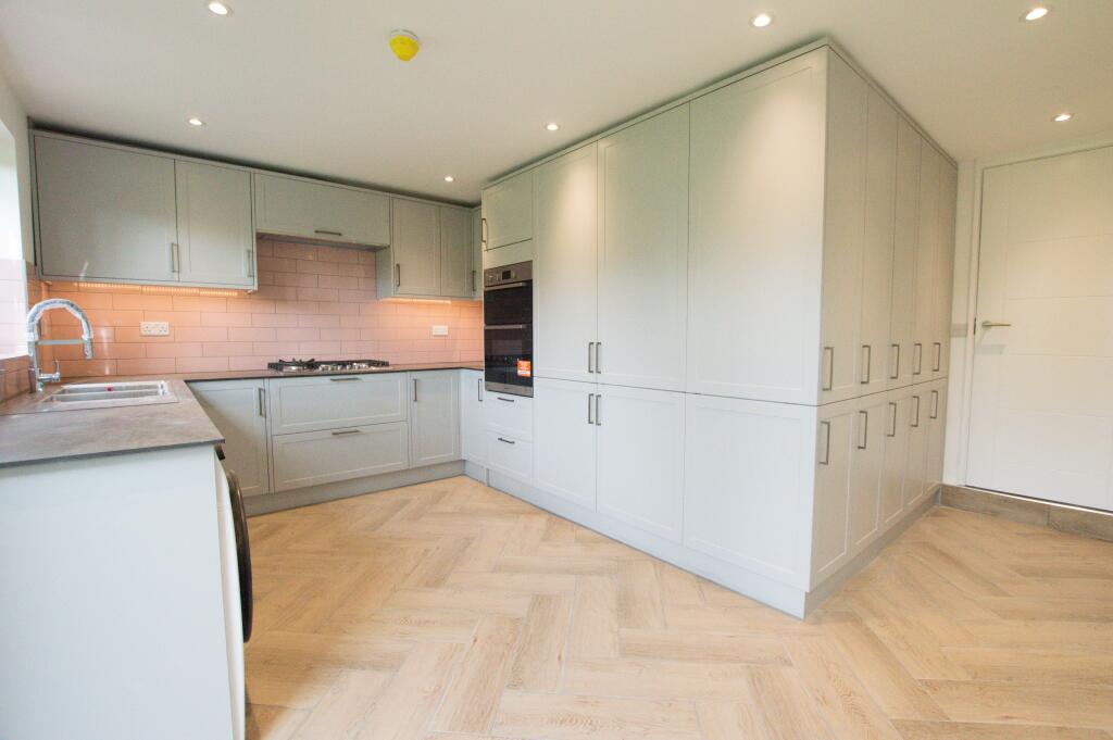 Additional image 6 of Abbots Park, St Albans, AL1