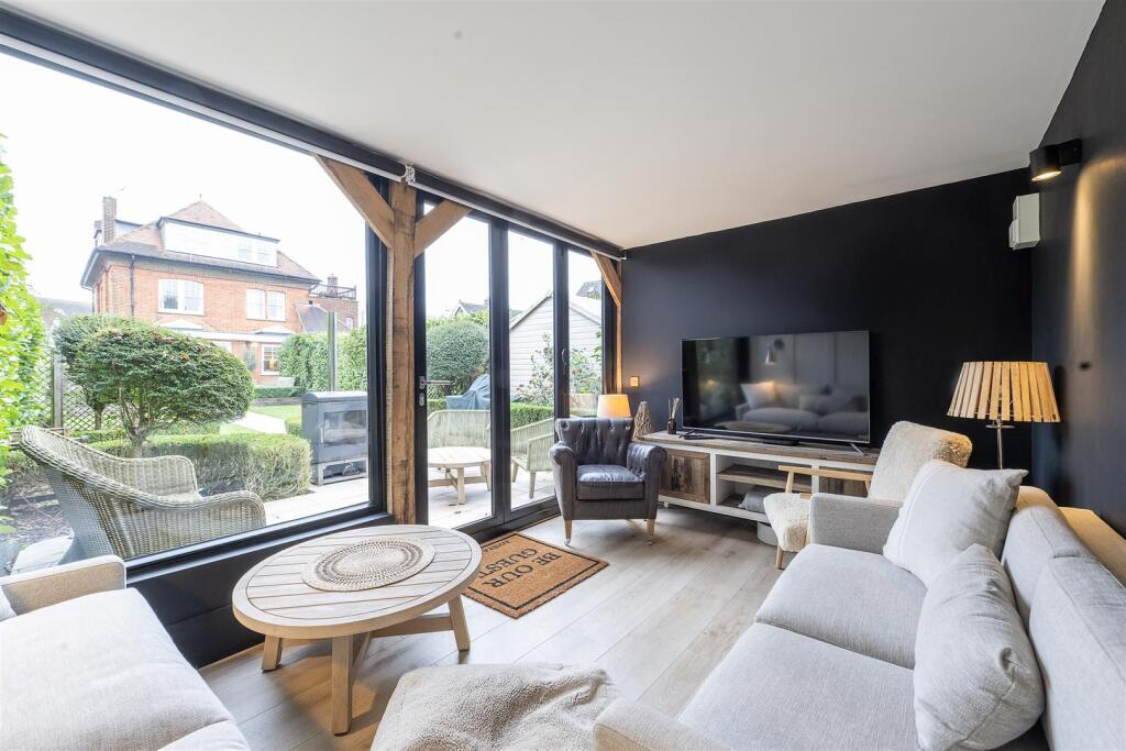 Additional image 11 of Hollybush Lane, Harpenden