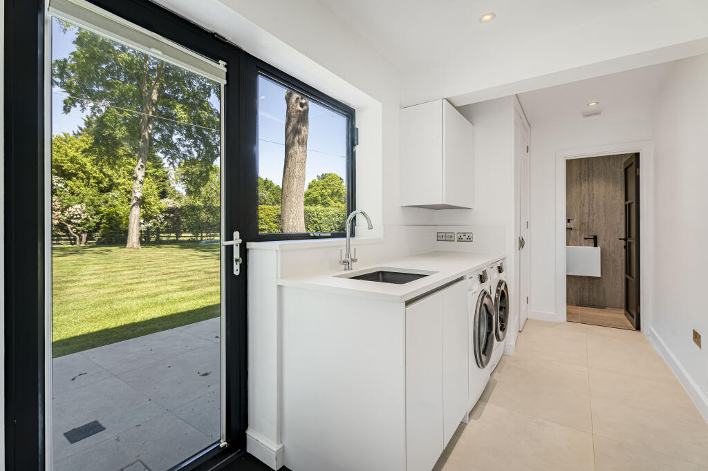 Additional image 13 of Orchard Road, Tewin, Welwyn, AL6