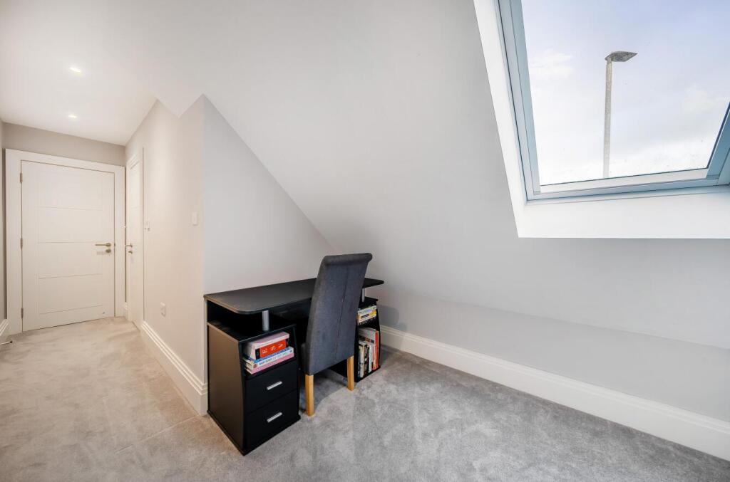 Additional image 10 of Bell Lane, Brookmans Park