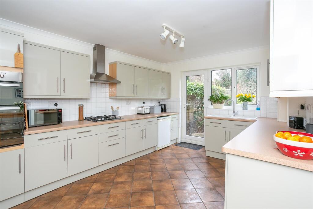 Additional image 4 of Long Cutt, Redbourn