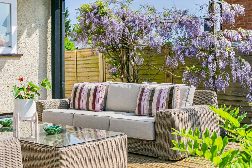 Additional image 41 of Truly distinctive family home, 1 Lamb Lane, Redbourn, AL3