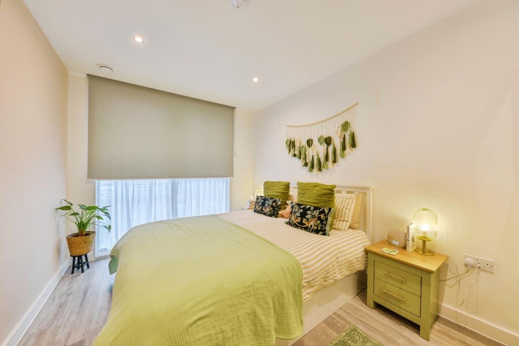 Additional image 10 of Town Centre, Hatfield, AL10