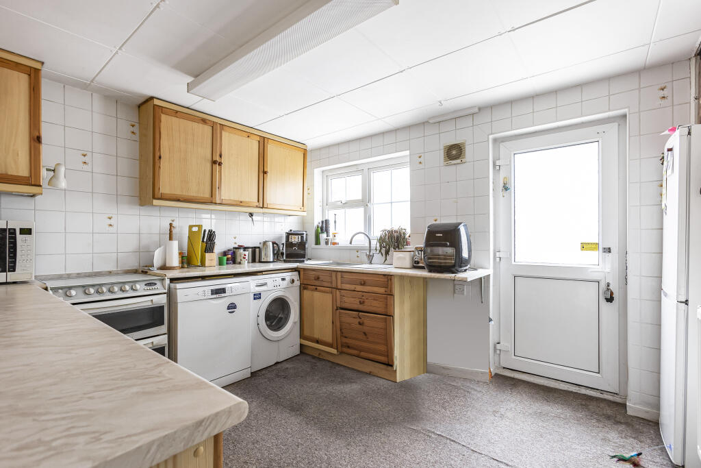 Additional image 5 of Walnut Grove, Welwyn Garden City, AL7