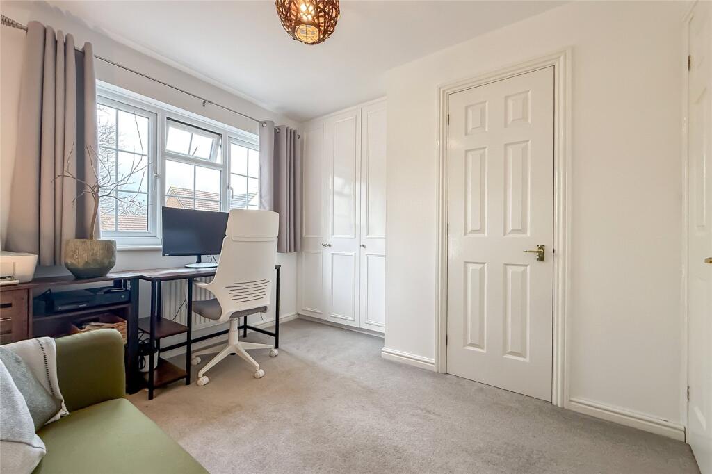 Additional image 7 of Starlight Way, St Albans, Hertfordshire, AL4