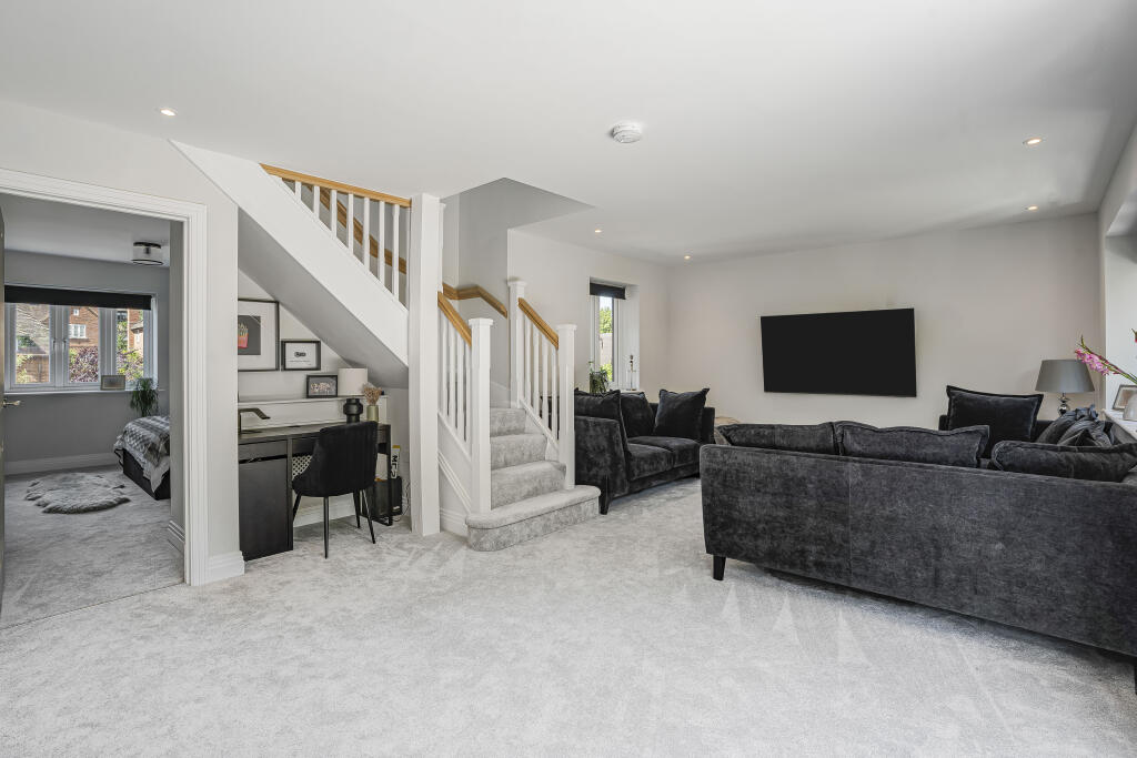 Additional image 16 of School Lane, Welwyn, AL6