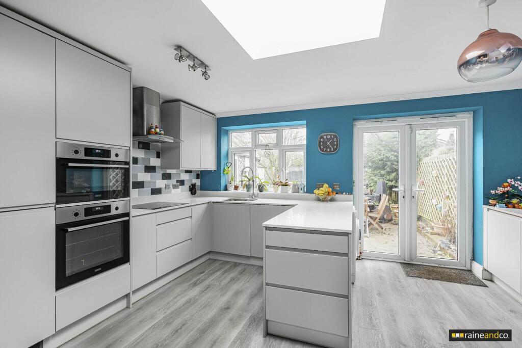 Additional image 6 of Broad Acres, Hatfield