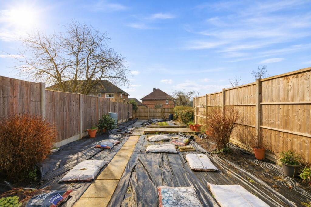 Additional image 4 of Meadow Close, London Colney, St. Albans, Hertfordshire, AL2