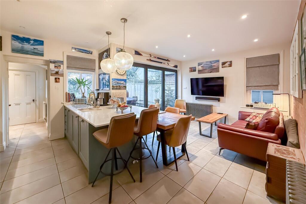 Additional image 4 of Cravells Road, Harpenden, Hertfordshire, AL5