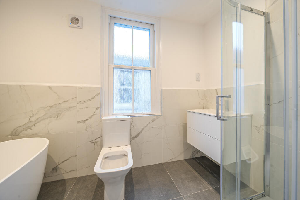 Additional image 6 of Gombards, St. Albans, AL3