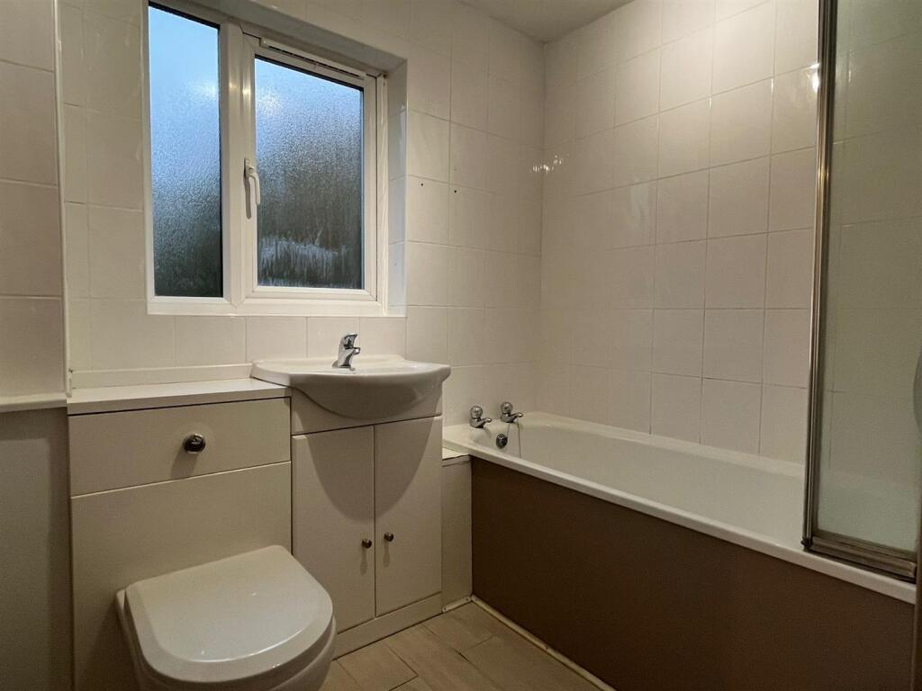 Additional image 12 of Tudor Close, Hatfield