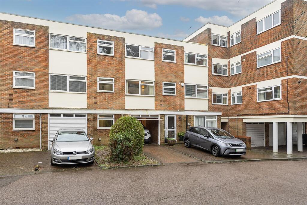 Additional image 12 of Carlton Road, Harpenden