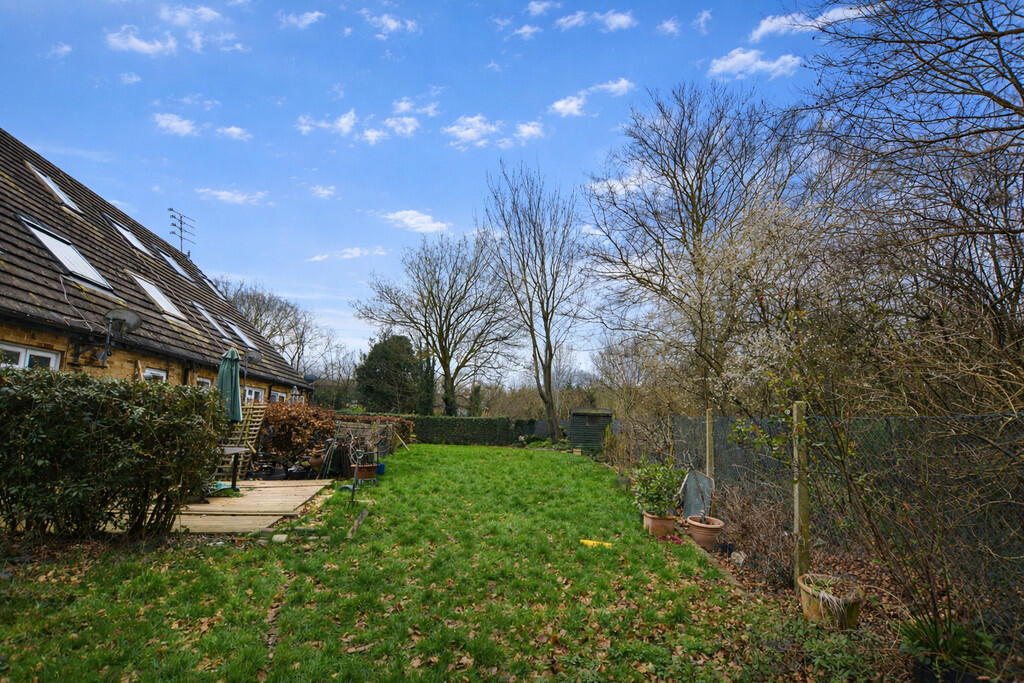 Additional image 7 of Redhall Close