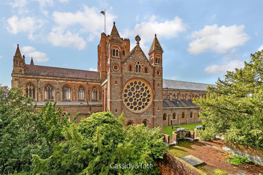 Additional image 19 of 12 Heritage CloseSt AlbansHertfordshire