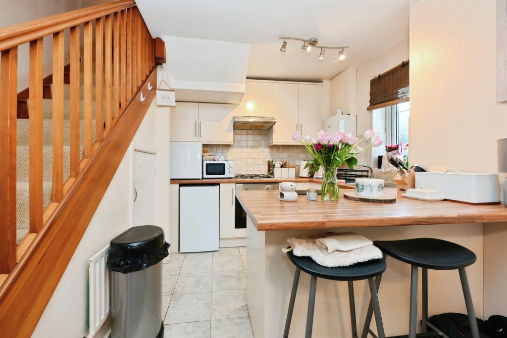 Additional image 5 of Applecroft Road, Welwyn Garden City