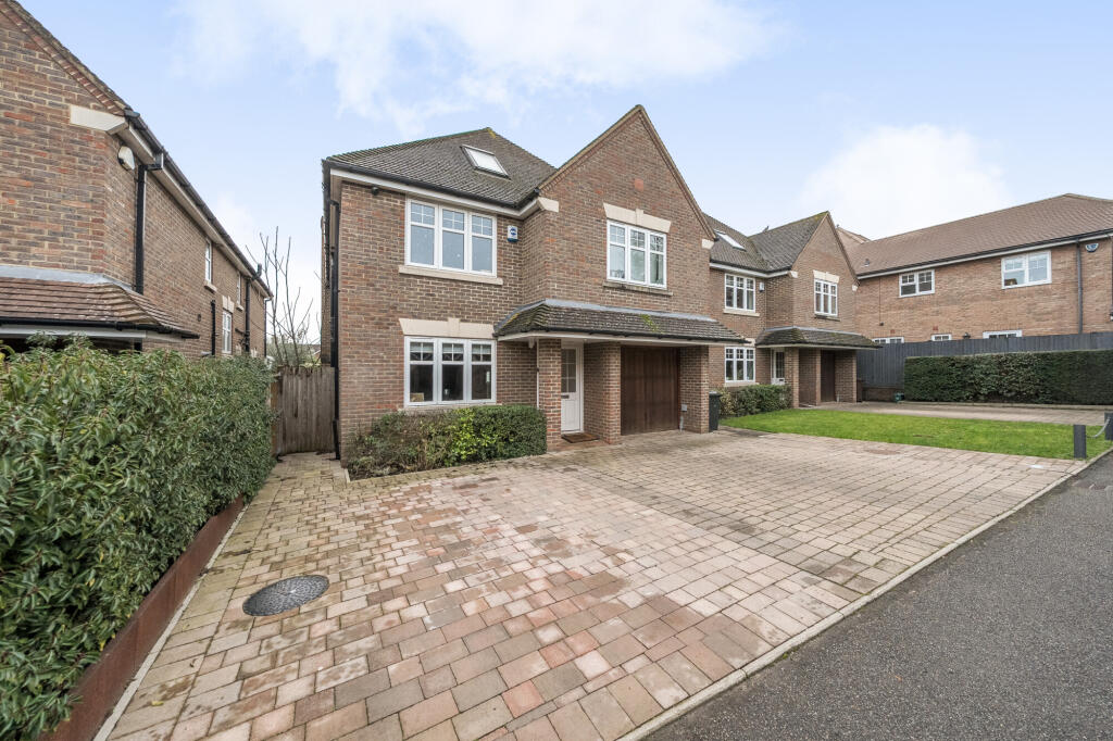 Penn Road, St. Albans, AL2