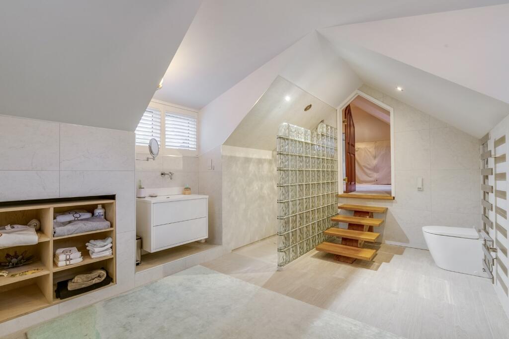 Additional image 23 of Oaklands Rise, Oaklands, Welwyn, Hertfordshire, AL6