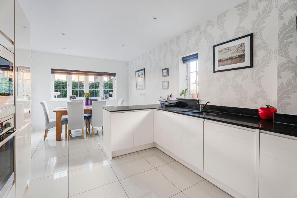 Additional image 35 of Mortimer Crescent, Kings Park, AL3