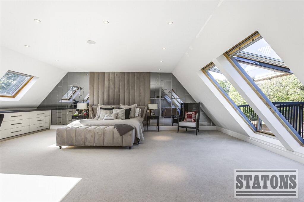 Additional image 37 of Kentish Lane, Brookmans Park, Hertfordshire, AL9