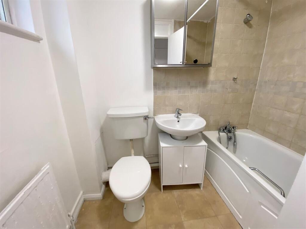 Additional image 8 of Woods Avenue, Hatfield