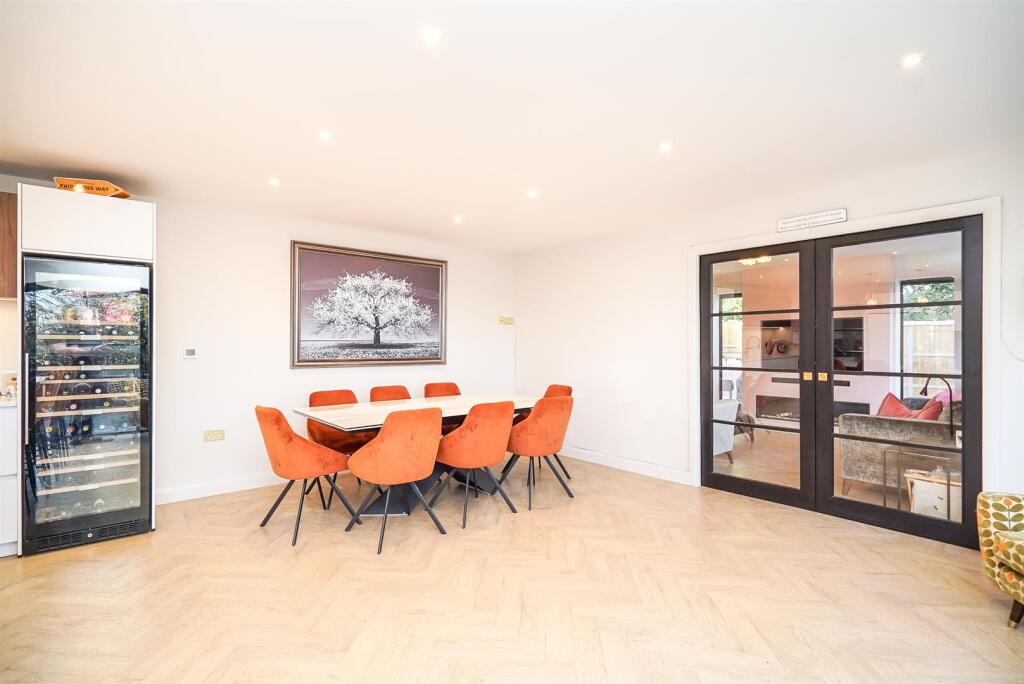 Additional image 9 of Springwood Walk, St. Albans