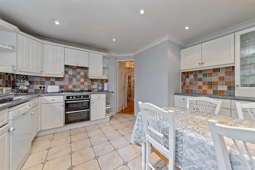 Additional image 7 of Wynches Farm Drive, St. Albans