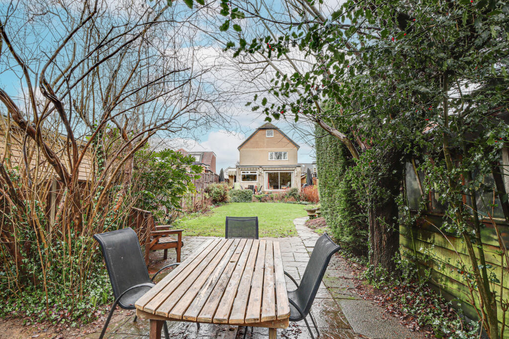 Additional image 20 of Green Lane, St Albans, AL3