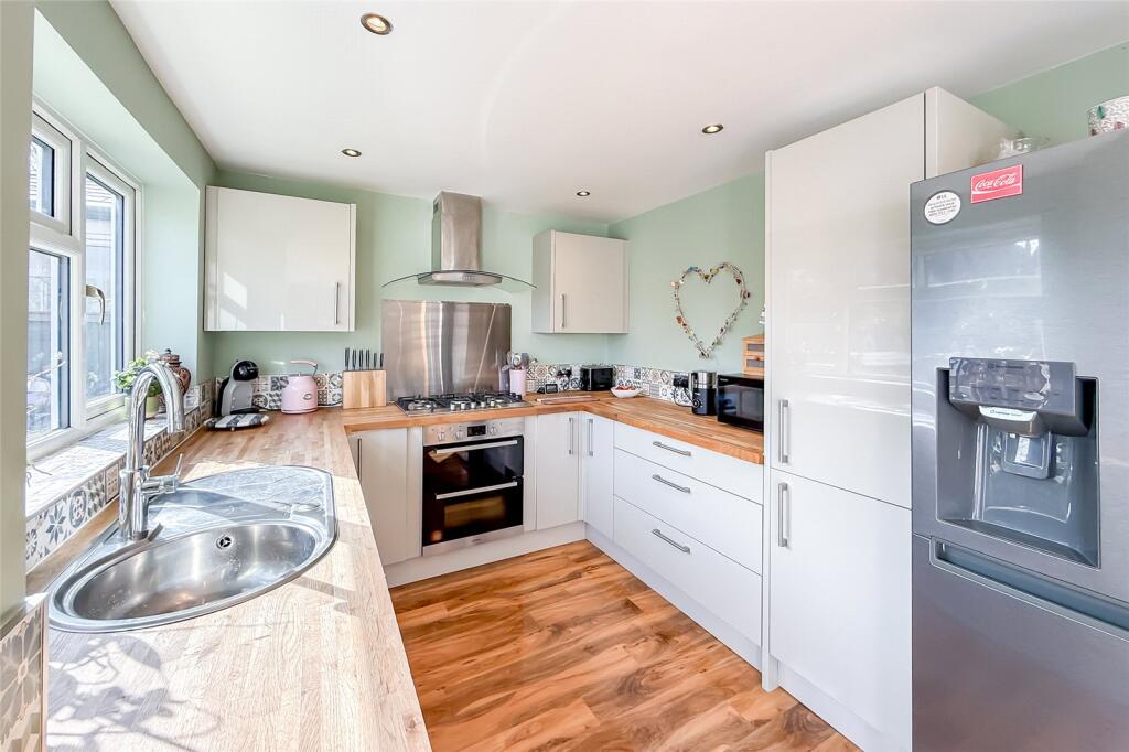 Additional image 5 of Bridle Close, St. Albans, Hertfordshire, AL3