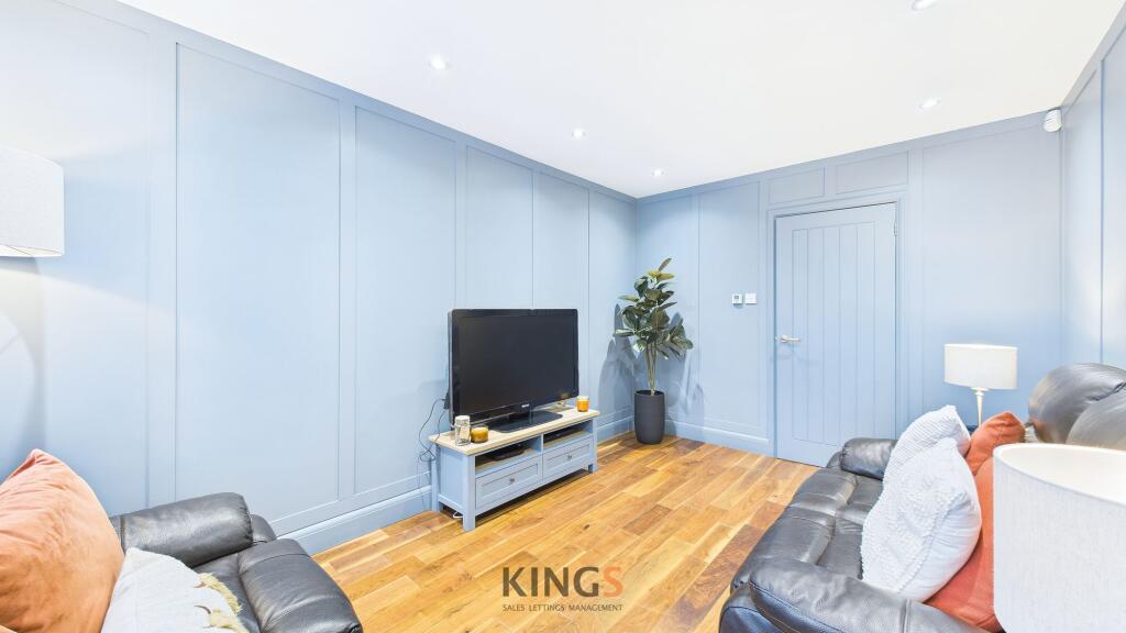 Additional image 24 of Upland Drive, Brookmans Park, AL9