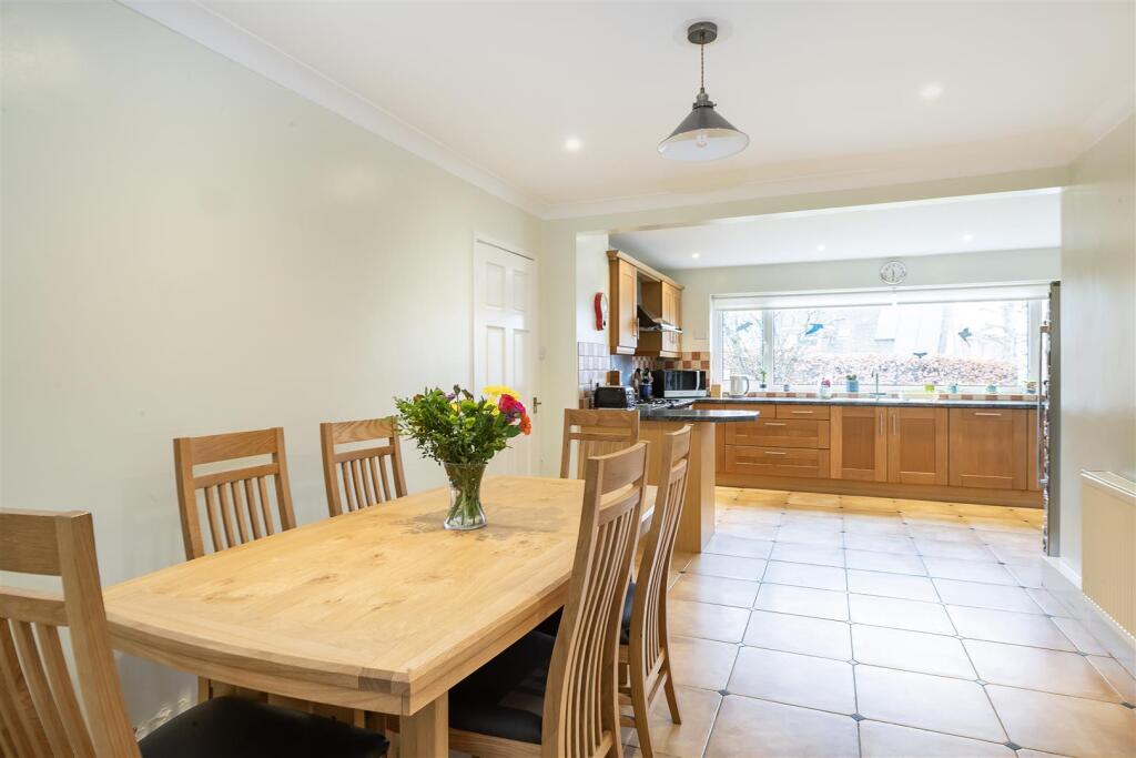 Additional image 14 of Tuffnells Way, Harpenden