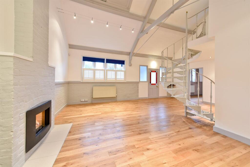 Additional image 3 of High Road, Essendon