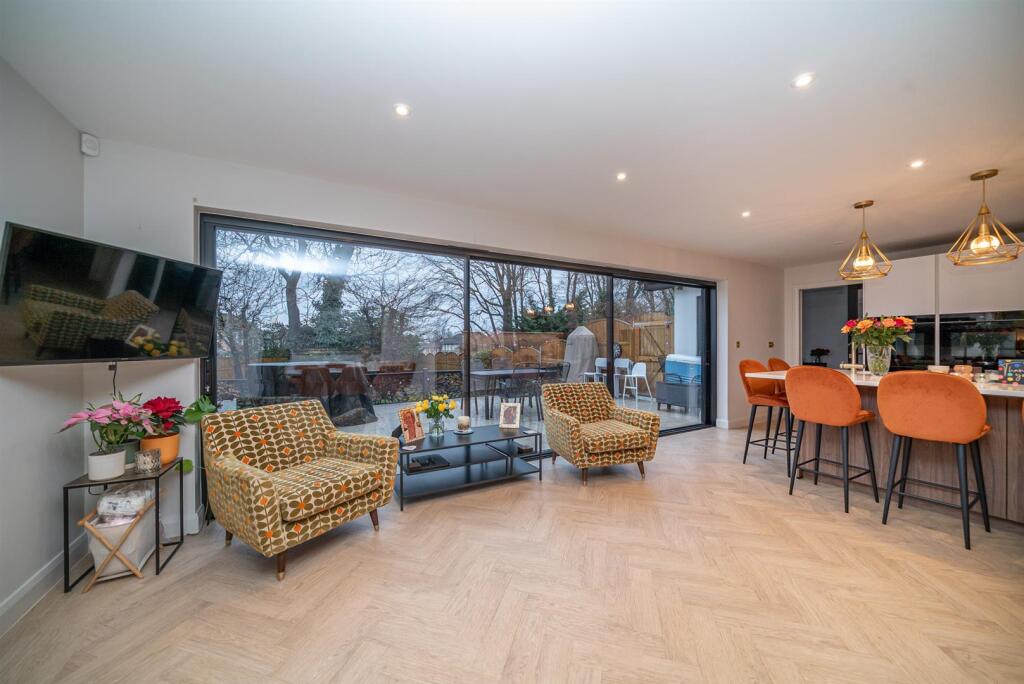 Additional image 25 of Springwood Walk, St. Albans