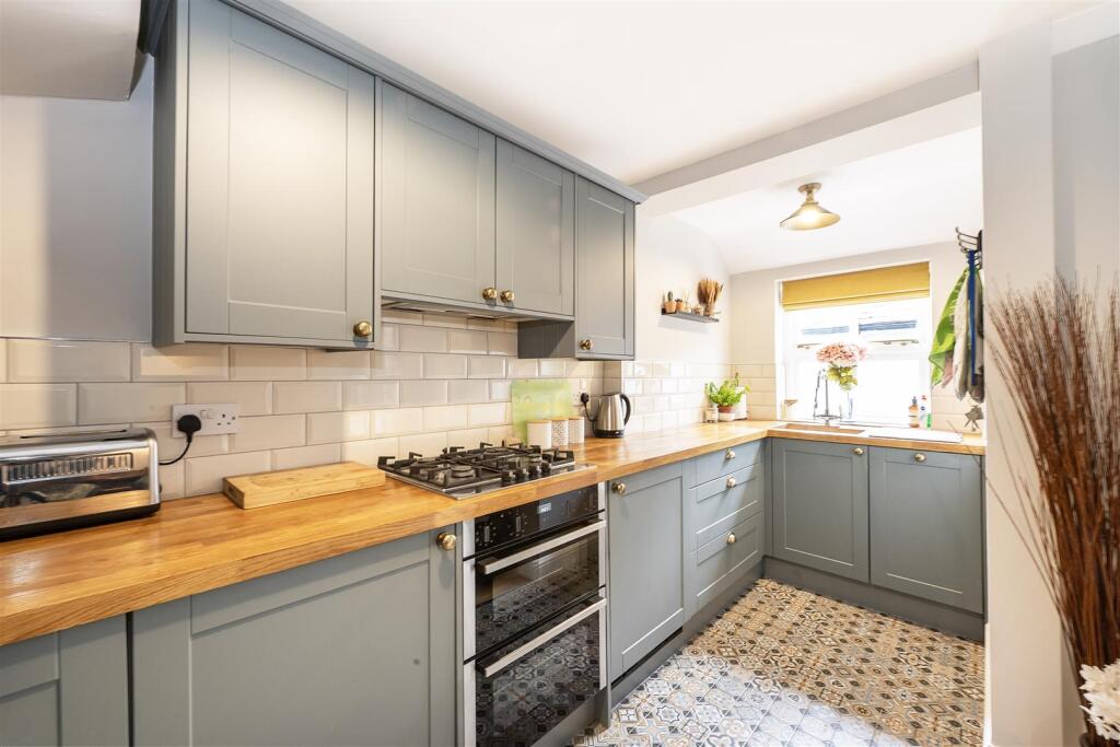 Additional image 13 of Luton Road, Harpenden