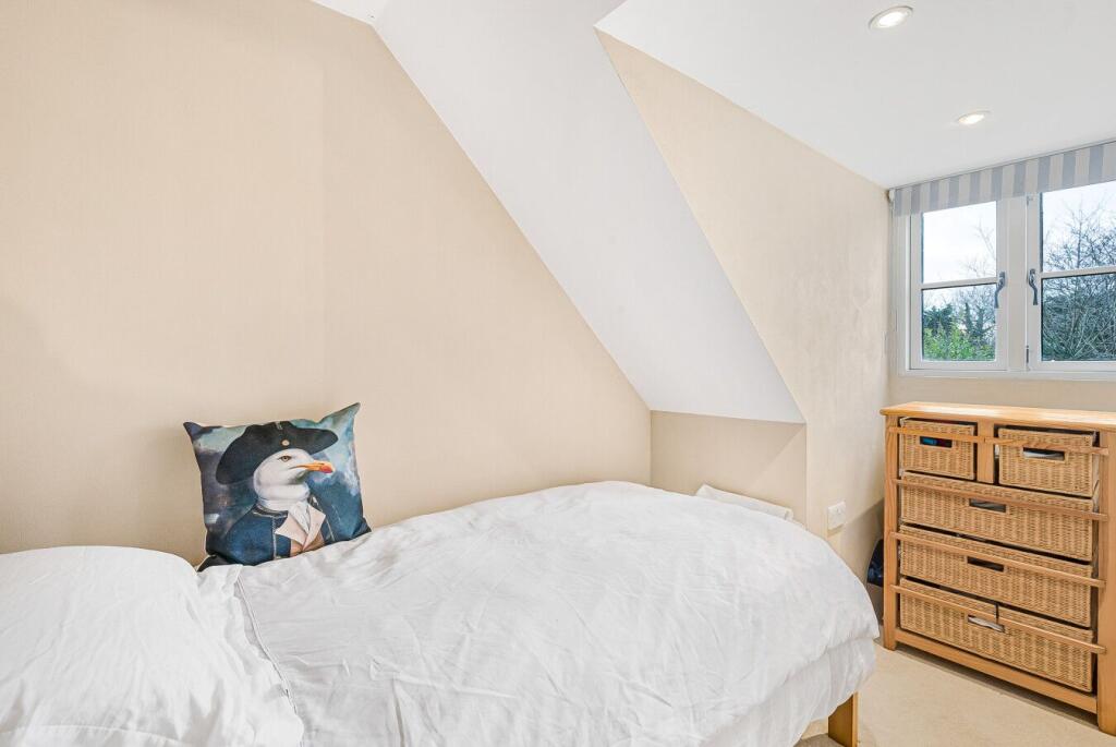 Additional image 11 of Station Road, Welham Green, AL9