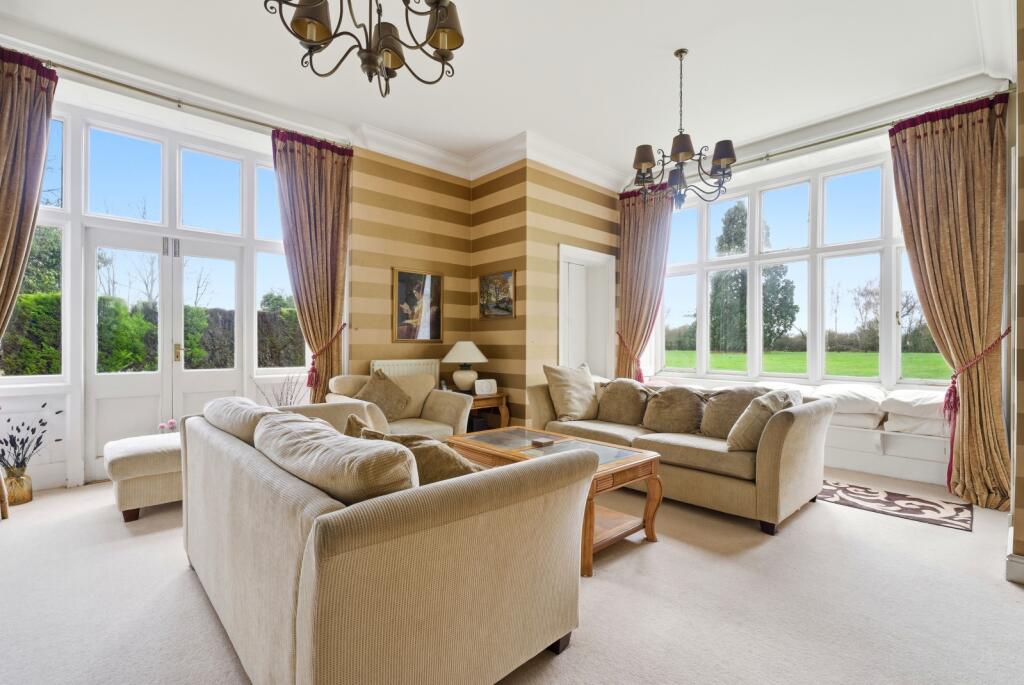 Additional image 14 of Astwick Manor, Coopers Green Lane, Hatfield, Hertfordshire, AL10