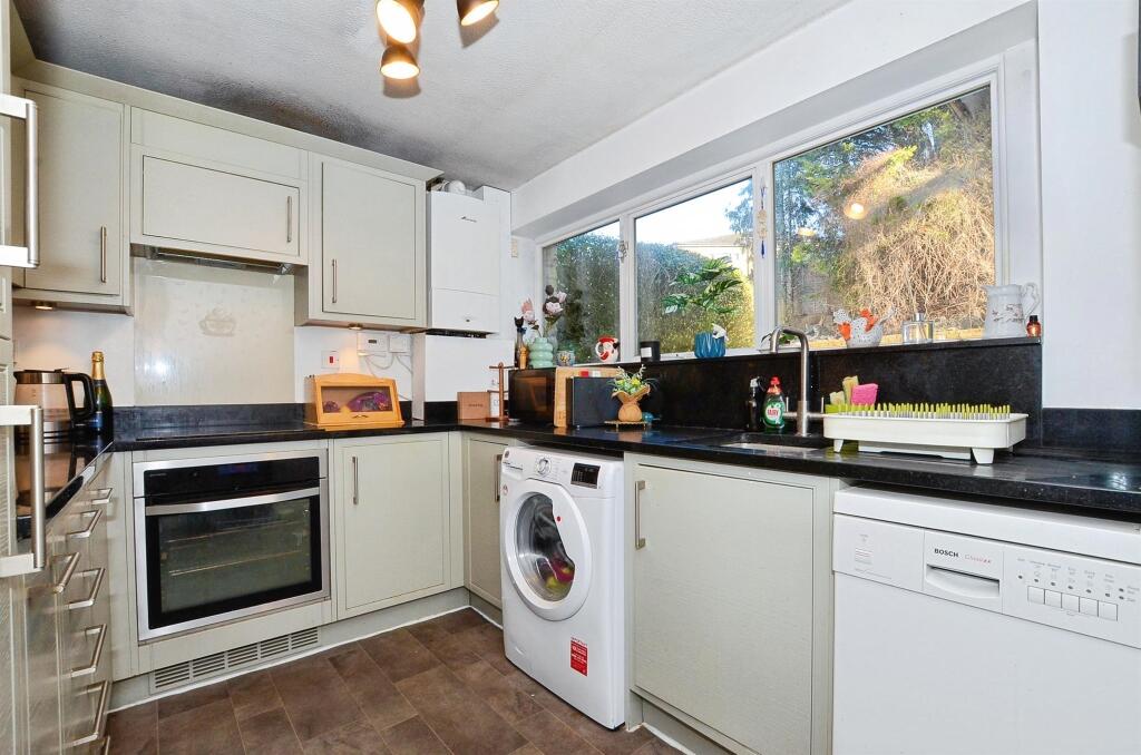 Additional image 13 of St. Martins Close, Harpenden