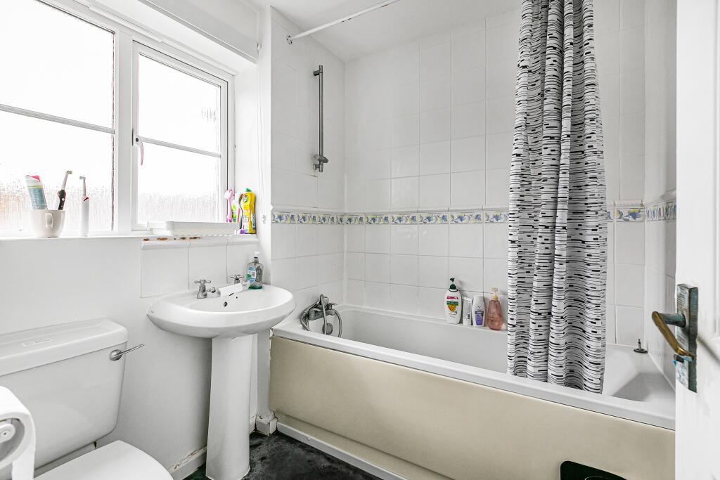 Additional image 8 of Wynches Farm Drive, St Albans, AL4