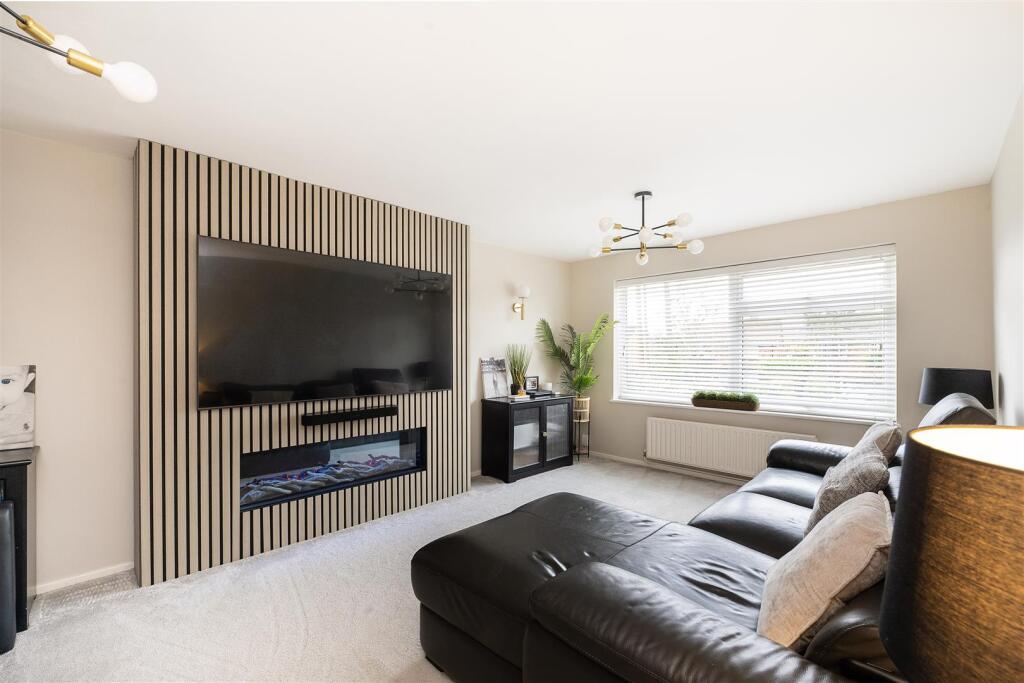 Additional image 4 of Derwent Road, Harpenden