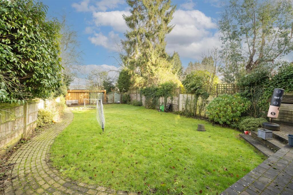 Additional image 11 of Moreton Avenue, Harpenden