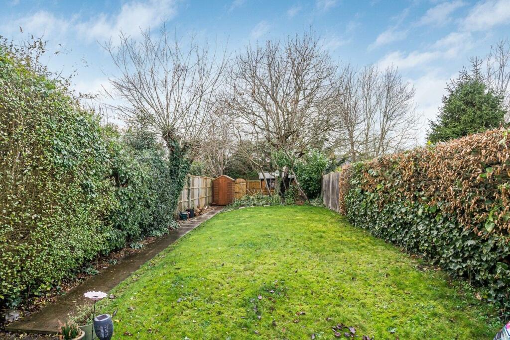 Additional image 14 of Station Road, Welham Green, AL9