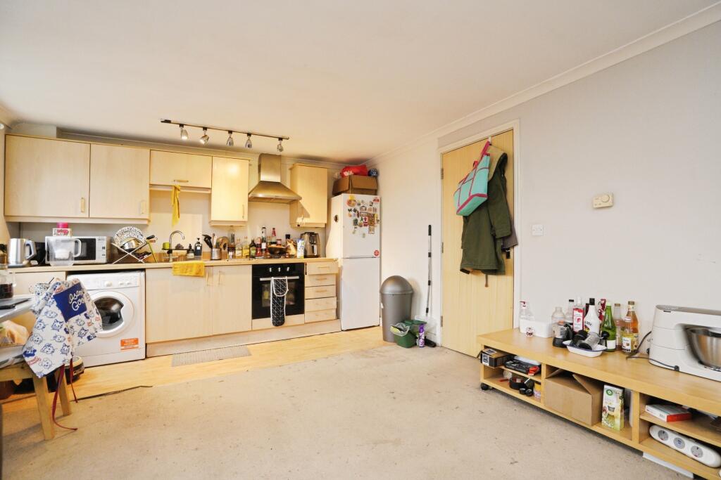 Additional image 11 of North Drive, Hatfield, AL9